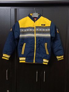 Boyz Jacket With Hoodies