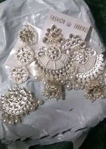 Mang Tikka With Earnings