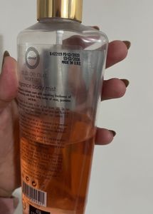 Armaf Club De Nuit Women Perfume