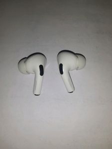 TWS Airbuds Ka Only Buds Available