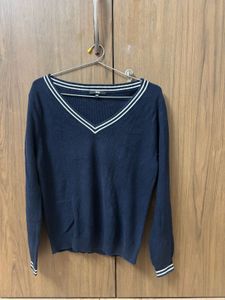 Uniqlo navy V-Neck Sweater with White Trim