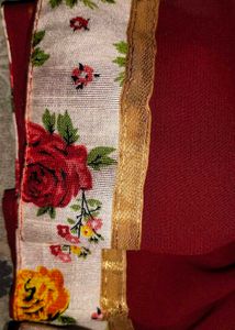 Floral Border Maroon saree
