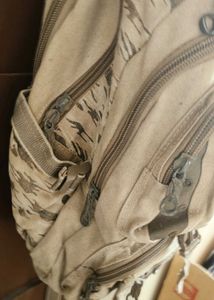 Backpack Stunning With Detailed Rows