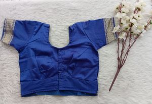 Women&#39;s Royal Blue Silk Saree With Blouse