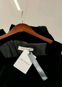 Mini Brand New Velvet Dress 🆕🇸‌🇦‌🇱‌🇪‌24hrs