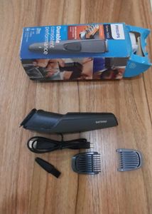 Philips Battery Powered SkinProtect Beard Trimmer
