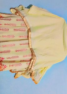 Cream Color Embroiderd Kurta/Skirt Suit Set