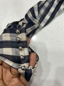 Checkered Blouse 👚 H&amp;M