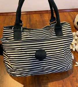 AUTHENTIC KIPLING Handbag