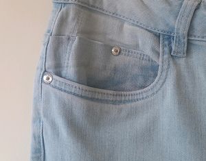 Mid Waisted Light Blue Jeans For Women