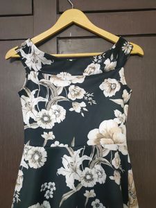 Off Shoulder Cute Flower Print Dress