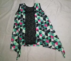 Triangle Print Tank with Lace