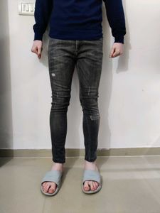 Charcoal Ripped Jeans(Men)