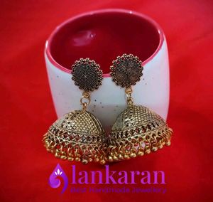 I Want To Sell Earrings Combo Of 2 pairs