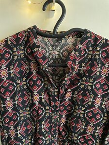 Beautiful Kurta For Women - Size S