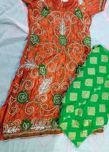 Pakistani Suit Heavy Design