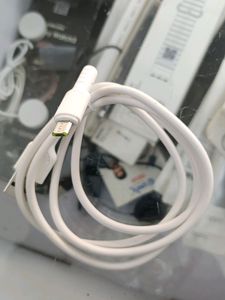 KDM DC MOBILE CHARGER