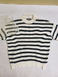 Women White &amp;vBlack Stripped Pullover