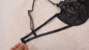Lace Bra...size M