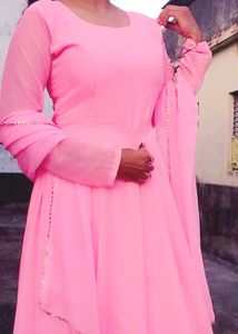 Elegant Pink Kurta Set