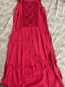 Women Cotton Thread Work Kurti