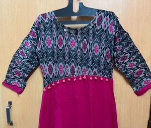 Ikat Fusion Kurti - Grey/Pink - Size L