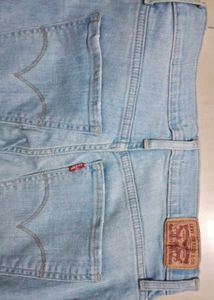 Levi&#39;s Mile High Super Skinny Jeans