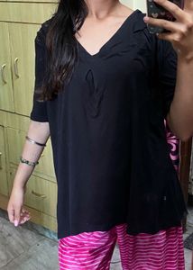 Elegant Black Top Oversized