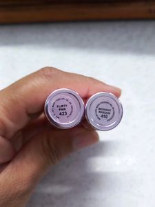 Lotus Lipsticks With Free Gift