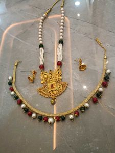 Pearl Necklace Set