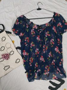 Cute Elastic Floral Top