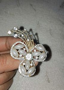 This is a Saree Pinn..Lightly Used &amp; Looks Good