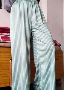 Stretchable Soft Pyjamas