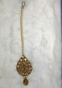 Golden Artificial Party Jewellery Set