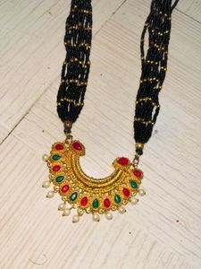 Beaded Black &amp; Gold Necklace
