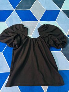 Chic Black Puff Sleeve Top