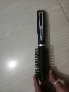 New D. Homes Hair Brush