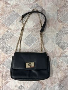 Black sling bag