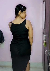 Sleek Black Bodycon Dress