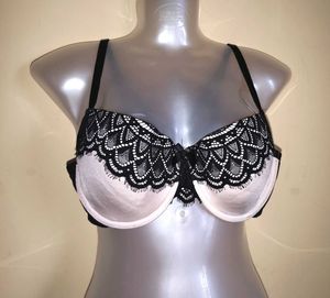 Size 38B 🎁Buy 2 Get 1 Free 🎁 Elegant Lace Bra