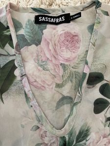 V- Neck Floral Top