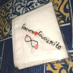Customized Handkerchief 🌷🤌🏻
