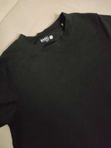 Rio Basic Slim Fit Tshirt In Black Colour