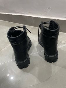 Stylish Black Boots