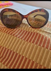 Dubai purchased Stylish Sunglass