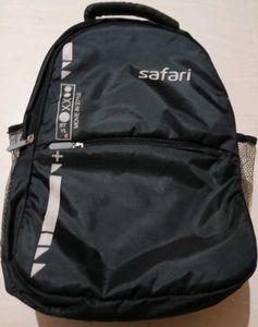 SAFARI Laptop Backpack-College/Office (Black)