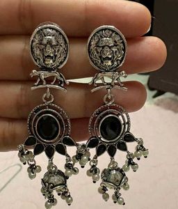 Lion Design Dangle Earrings