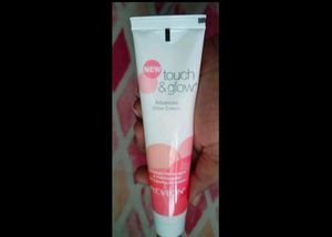 Revlon Touch and Glow Advanced Cream (50g)