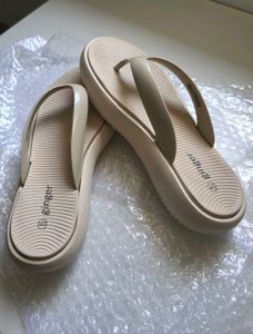 Women Rubber Thong Flip-Flops