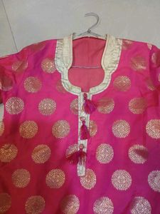 New Kurta Set With Leggings